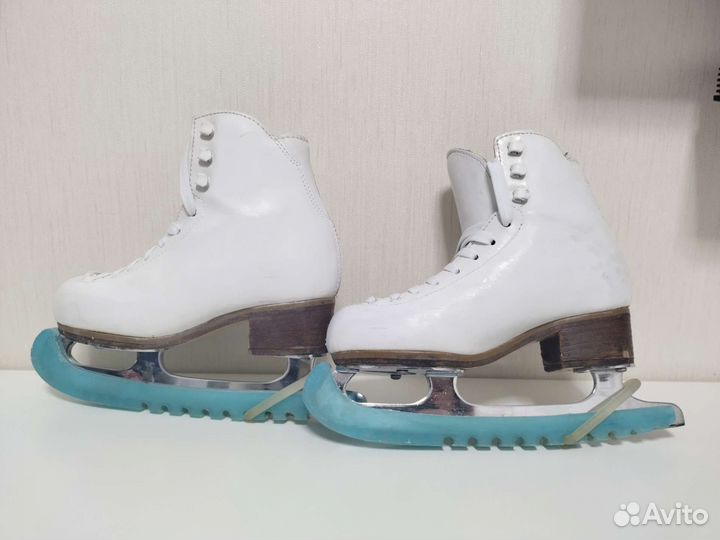 Фигурные коньки risport excellence 215