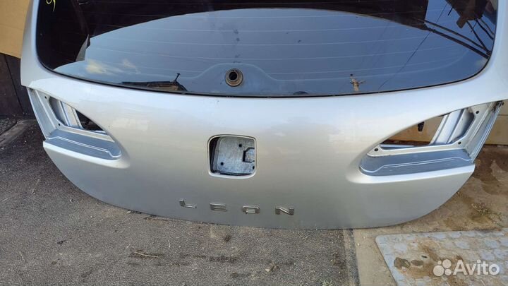 Крышка багажника Seat Leon 2