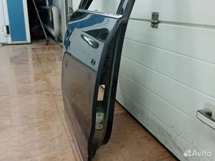 Дверь задняя правая volkswagen passat b7
