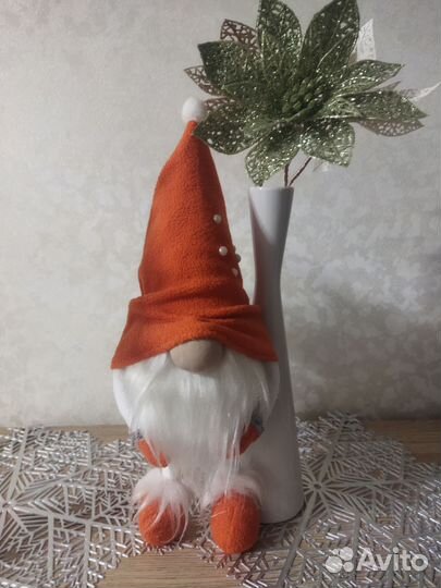 Новогодний гном