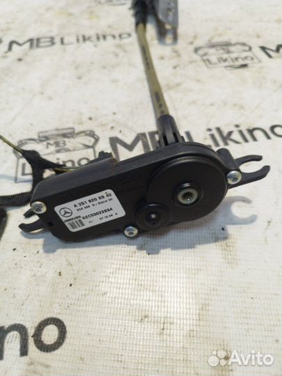 Привод форточки левый Mercedes Gl X164