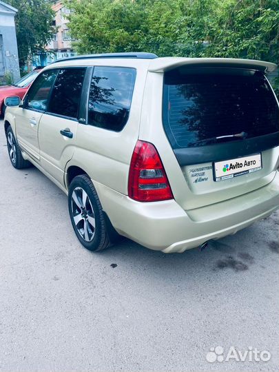 Subaru Forester 2.0 AT, 2003, 235 000 км