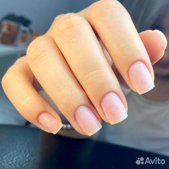 Маникюр педикюр