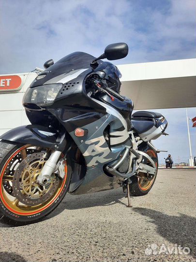 Honda cbr 919 разбор