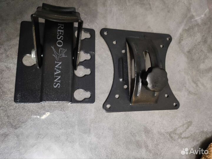 Кронштейн для тв наклонно-поворотный resonanstwh50