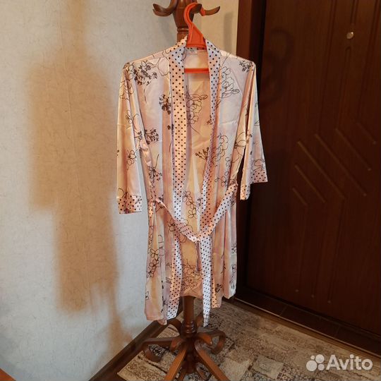 Женский халатик шелковый