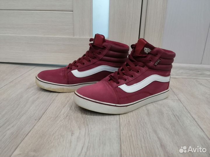 Кроссовки зимние vans