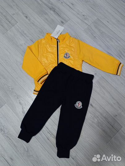 Костюм Moncler