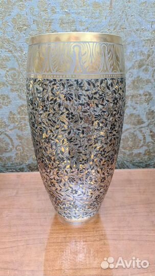 Ваза для цветов (коллекционная)