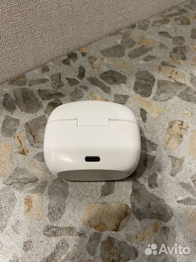 Беспроводные наушники JBL