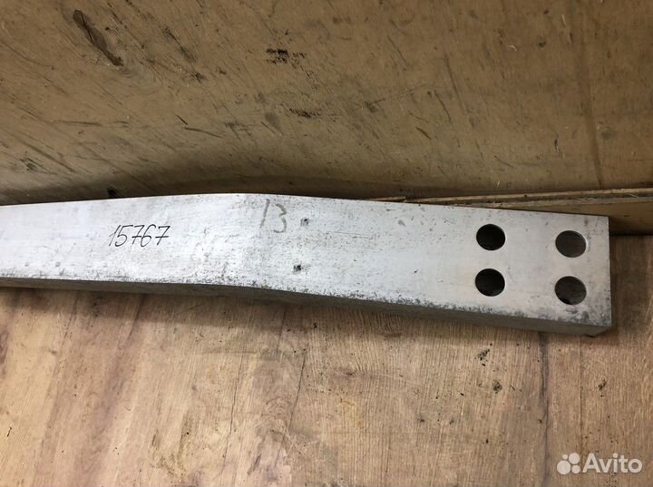 Усилитель заднего бампера Lexus SC430 2001-2010