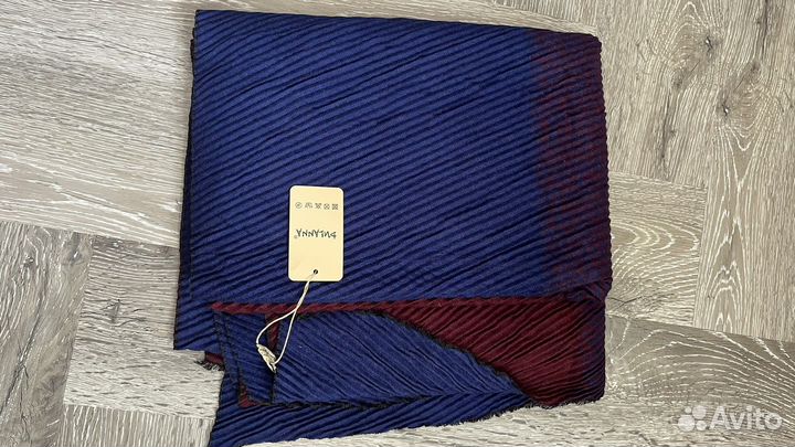 Шарфы платки шейные