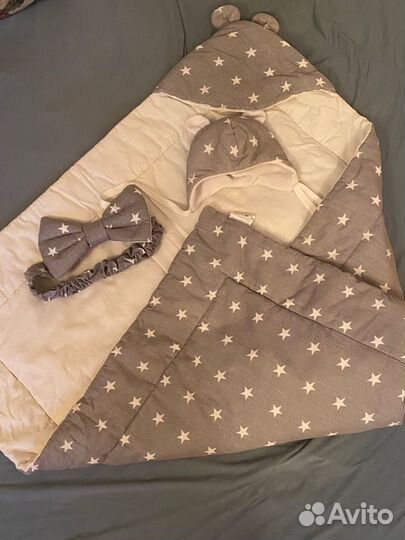 Конверт-одеяло на выписку с шапочкой