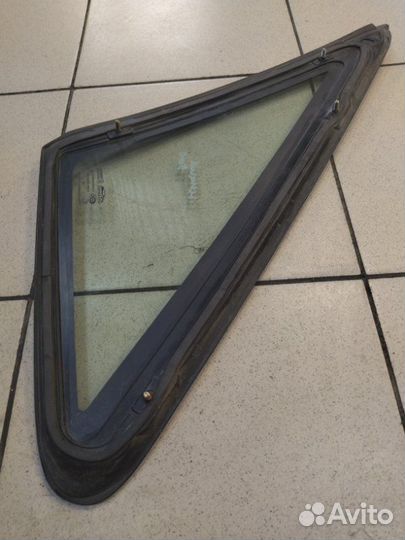 Форточка в крыло задняя правая Daewoo Nexia
