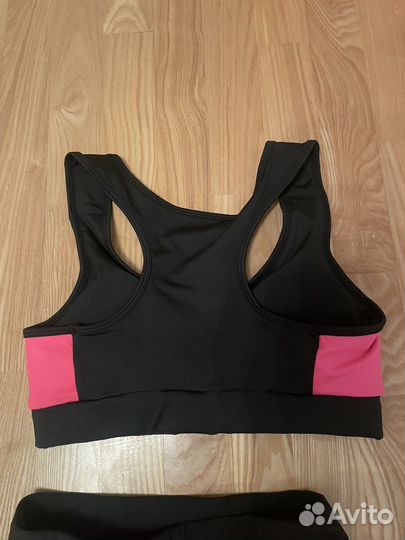 Легинсы и топ спортивные новые