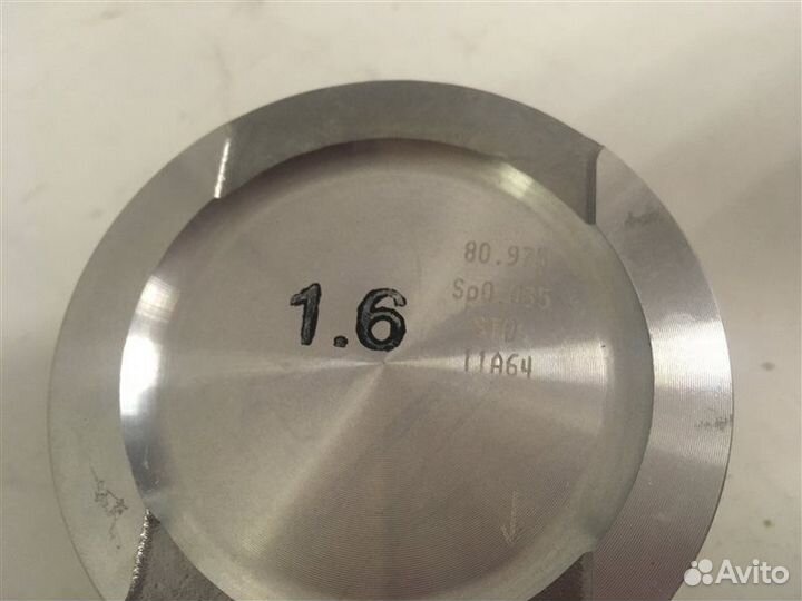 Поршень двигателя 107A618