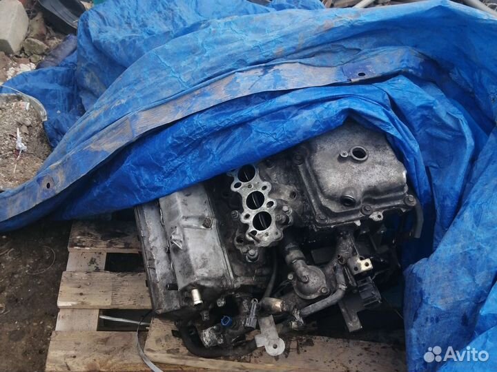 В разборе двиготел нисан максима 2.0