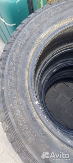 Dunlop Grandtrek SJ6 225/65 R17 101Q