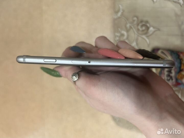 iPhone 6, 32 ГБ