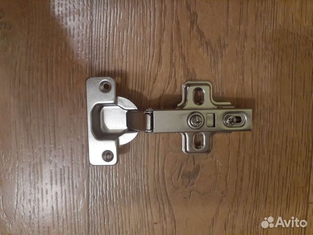 Петли для дверей