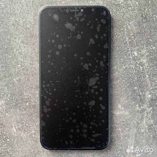 Экран на iPhone xr в сборе