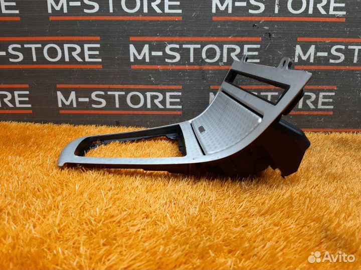 Пепельница Bmw X3 E83 M54B25 (256S5) 2006