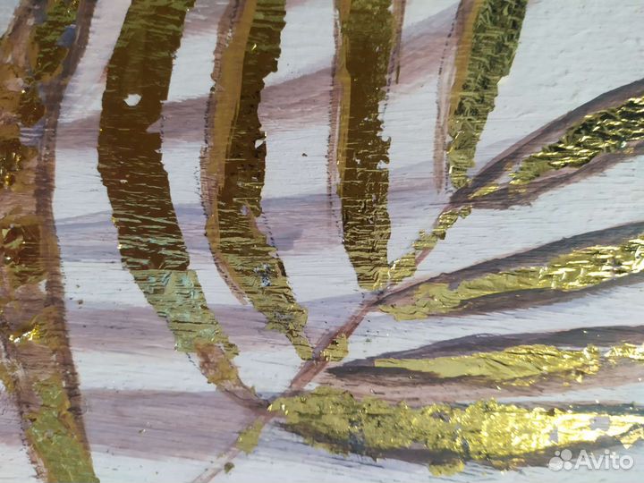 Текстурная картина на холсте с золотой поталью