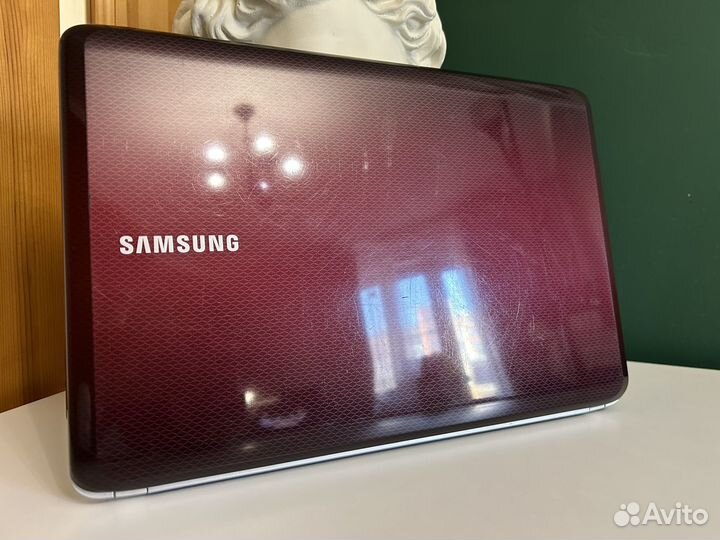 Ноутбук Samsung R530