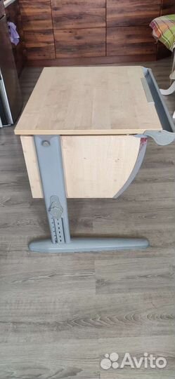 Ученический стол-трансформер