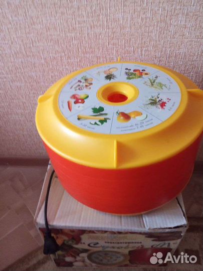 Электросушилка для овощей и фруктов