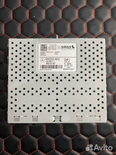 Блок спутникого радио Mercedes