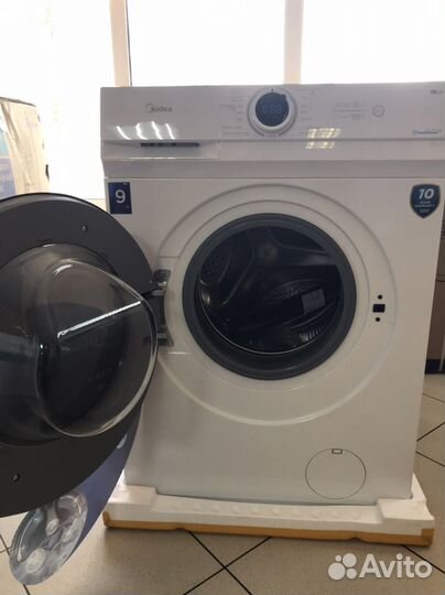 Стиральная машина Midea MF100W90BS/W-RU (9 кг)