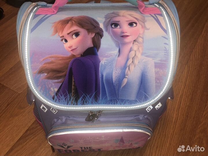 Рюкзак школьный для девочки 1 класс