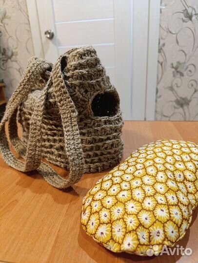 Сумка переноска для маленьких собак и кошек