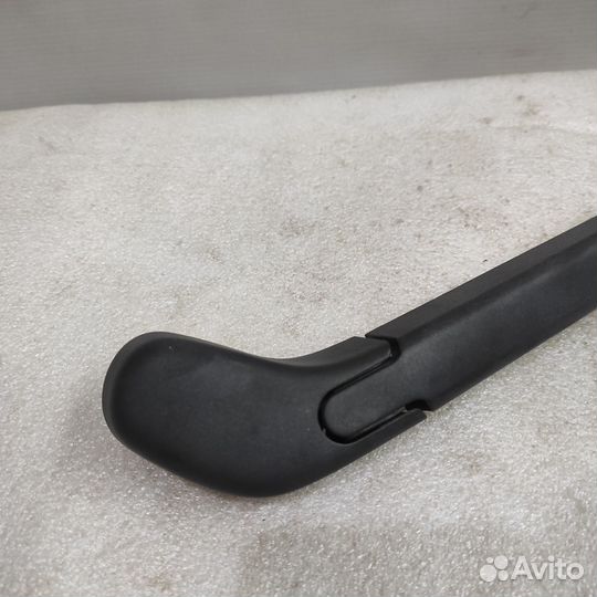 Поводок дворника заднего Ford Focus 2