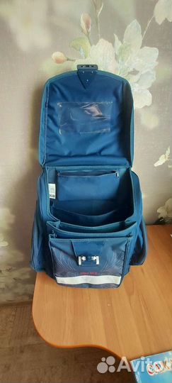 Портфель школьный