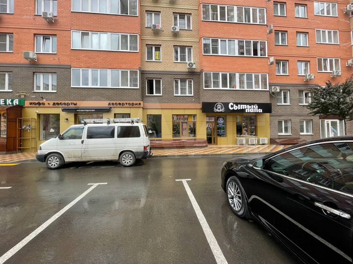 Готовый общепит в микрорайоне Губернский, 70.4 м²
