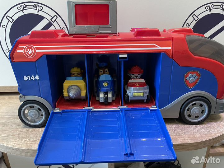 Игрушка автобус