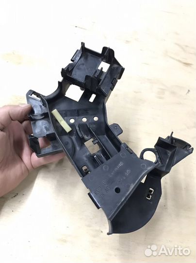 Канал для кабеля 1K0971615DE Passat B7