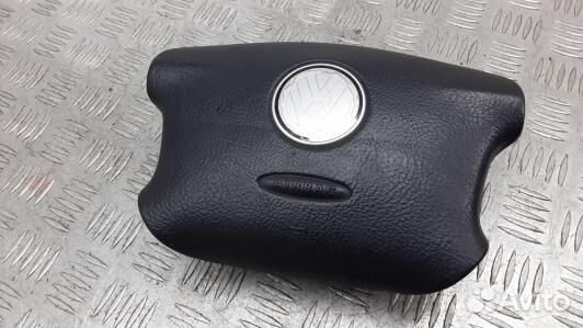 Подушка безопасности водителя volkswagen golf 4 (9
