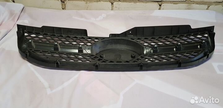Kia Sportage 2 Решетка радиатора