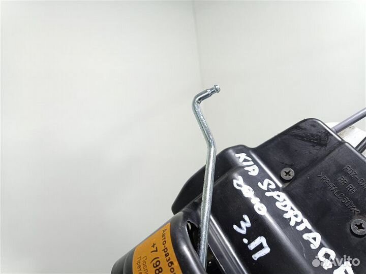 Замок двери задний правый Kia Sportage 2010