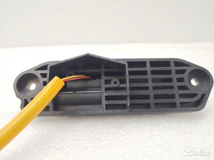 Кнопка открывания багажника задняя Mitsubishi