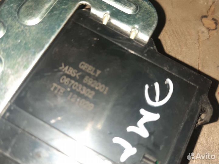 Блок парктроника gelly emgrand ec7