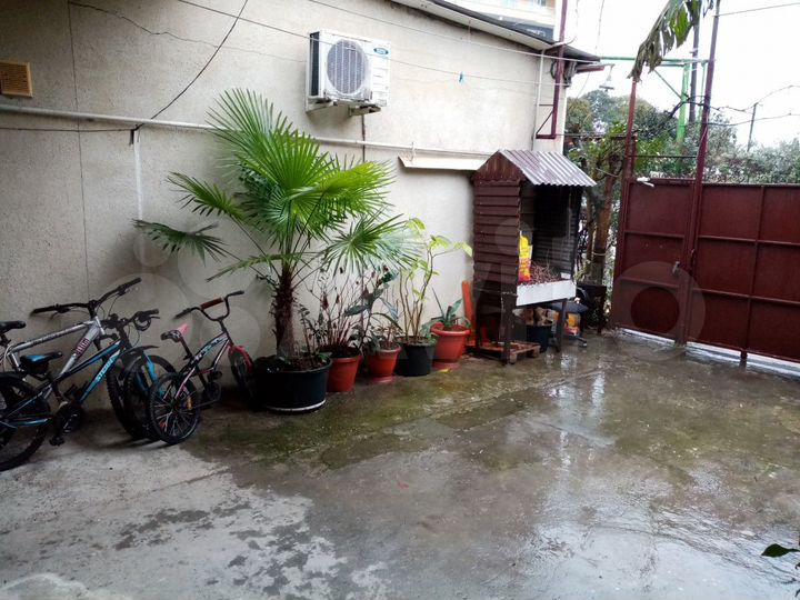 Дом 25 м² на участке 3 сот.