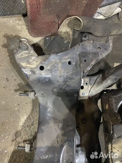 Подрамник Mitsubishi Lancer 9 CS 2000-2010