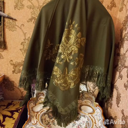 Старинный большой платок,более 200 лет