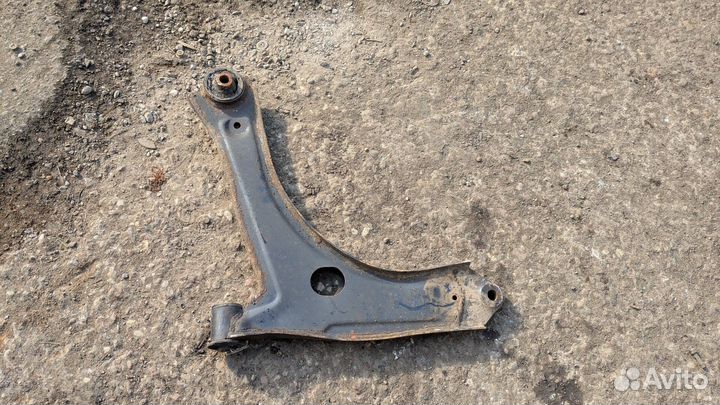 Рычаг подвески правый передний Ford Transit 2014