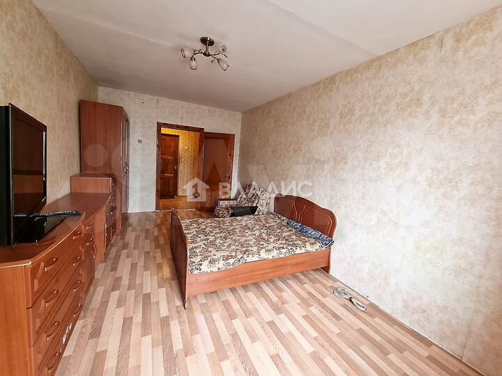 3-к. квартира, 87 м², 5/5 эт.