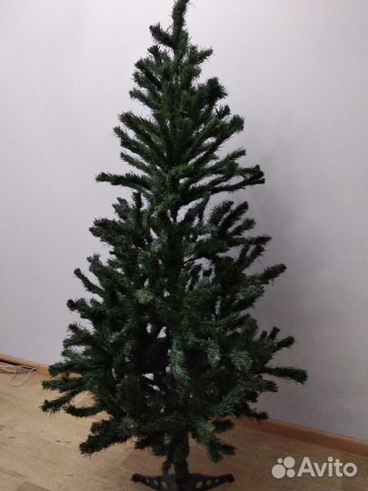 Елка искусственная